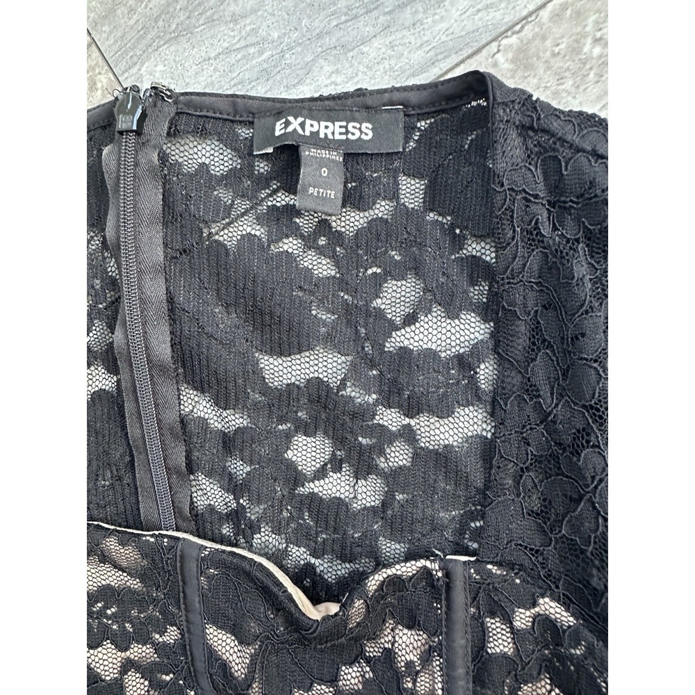 Express Women's Black Floral Lace Long Sleeve Jumpsuit One-Piece Size 0 0079 - Picture 3 of 6